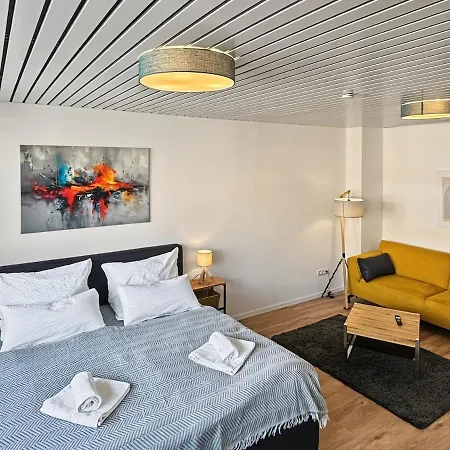 100qm Für 6 Gäste Nahe Der Weser Und Der Innenstadt Apartment