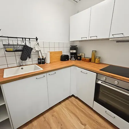 100qm Für 6 Gäste Nahe Der Weser Und Der Innenstadt Apartment Bremen